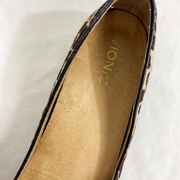 Vionic Leopard Print Calf Hair Ballet Flat Pointy Toe Used - Picture 3 of 11
